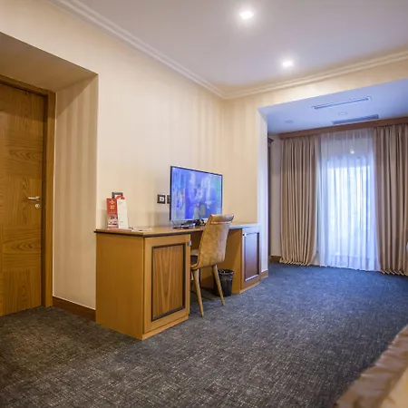 Otel Colosseo