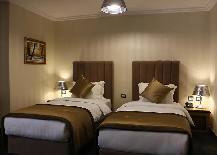 地拉那竞技场酒店