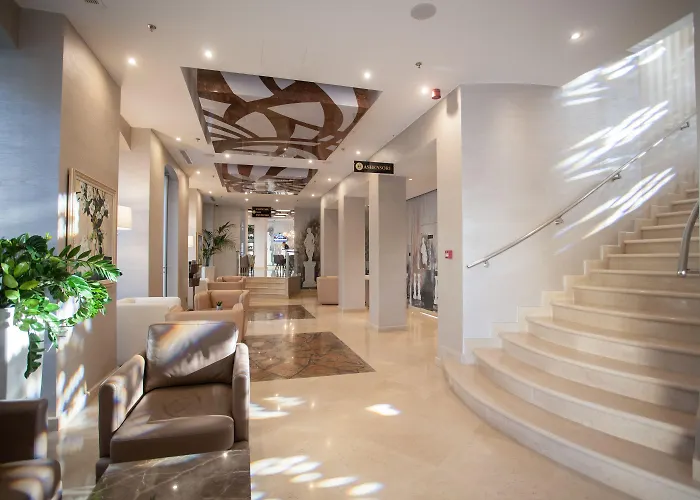 Colosseo מלון 4*