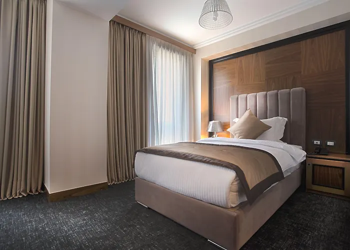 Colosseo מלון 4*